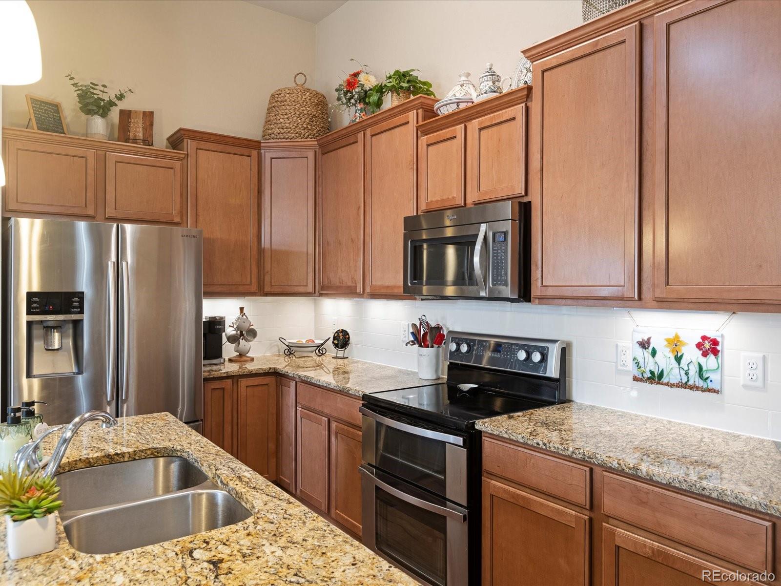 MLS Image #8 for 303  inverness way,englewood, Colorado