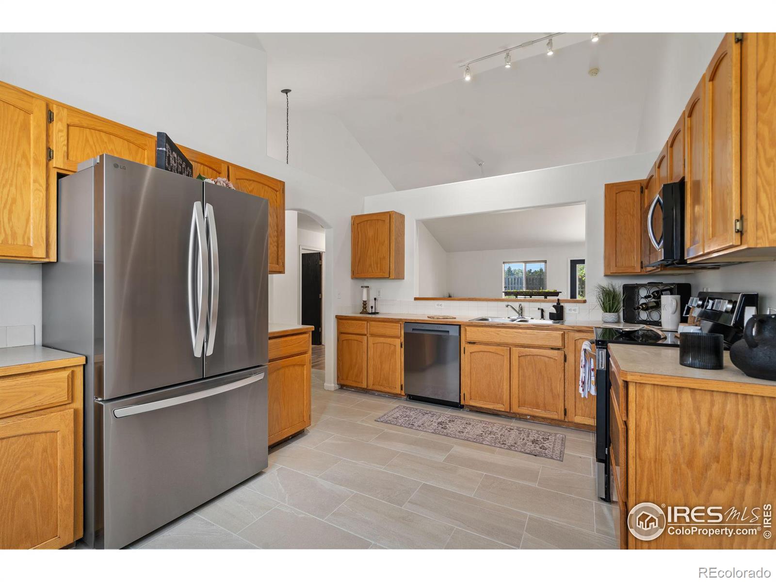 MLS Image #10 for 401  aurora way,fort collins, Colorado