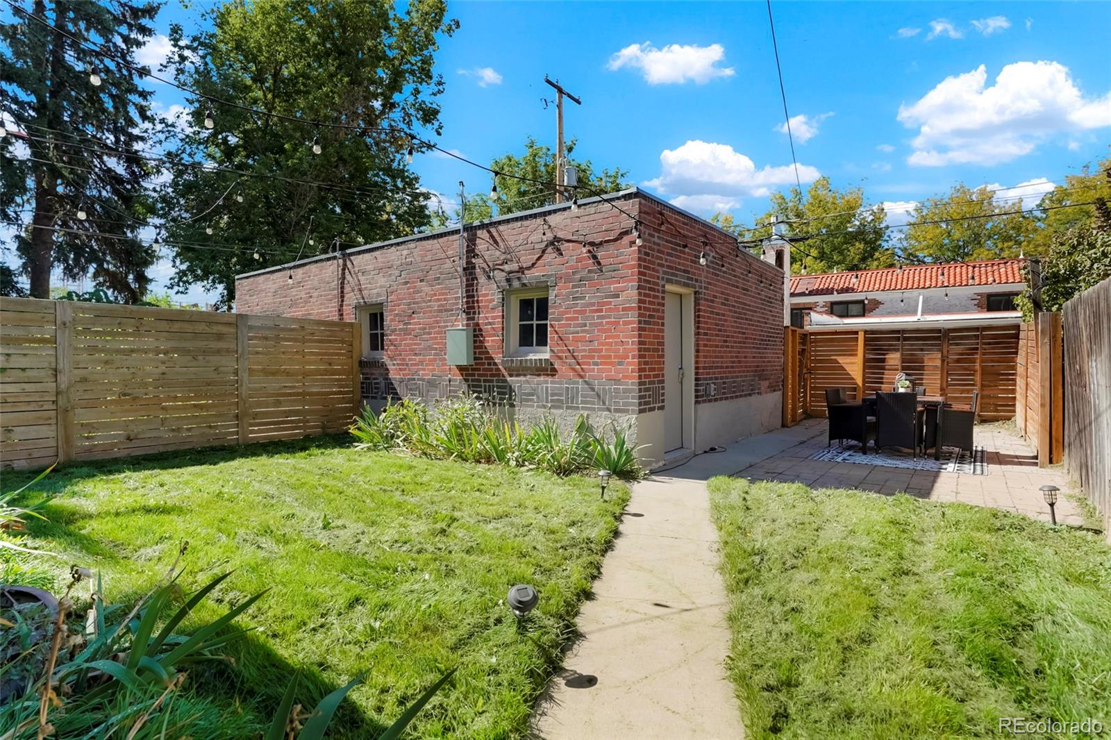 MLS Image #49 for 1579  elm street,denver, Colorado