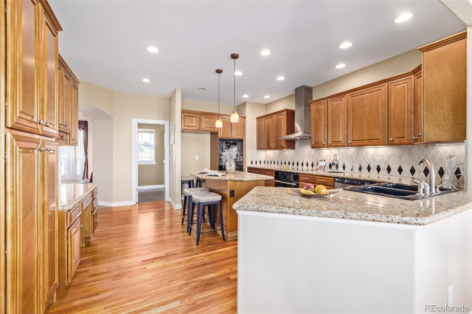 MLS Image #12 for 5810  granite way,castle rock, Colorado