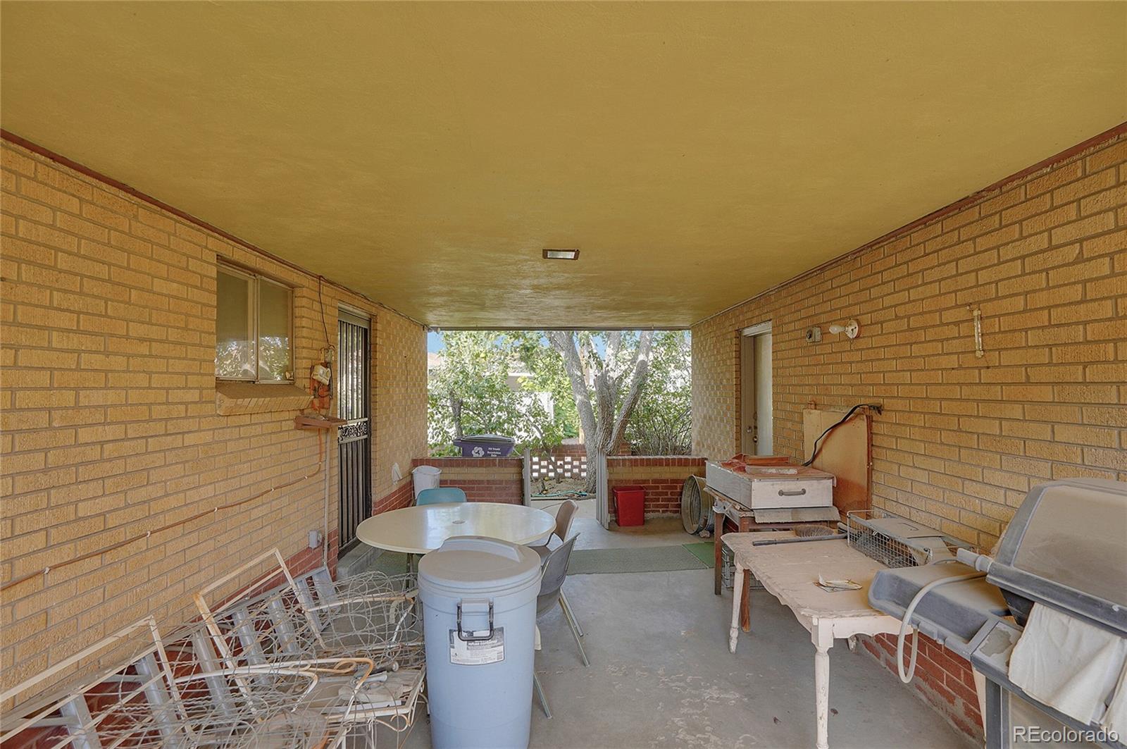 MLS Image #10 for 4911 w byron place,denver, Colorado