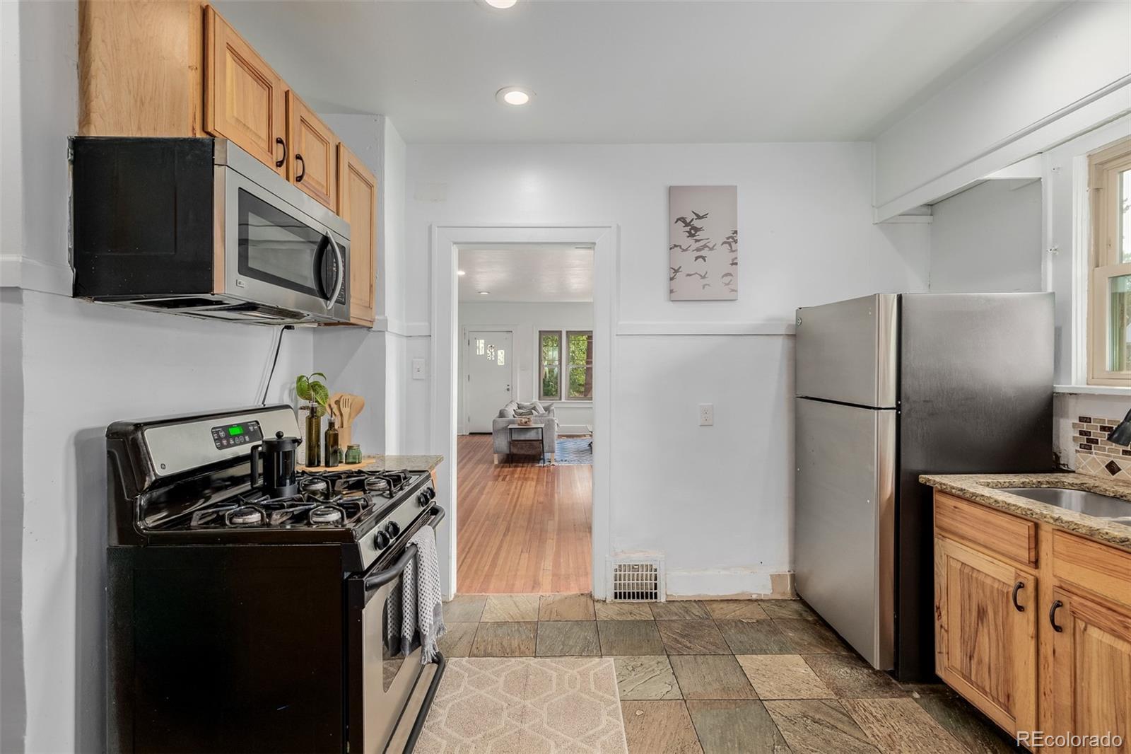 MLS Image #13 for 3105 n elizabeth street,denver, Colorado