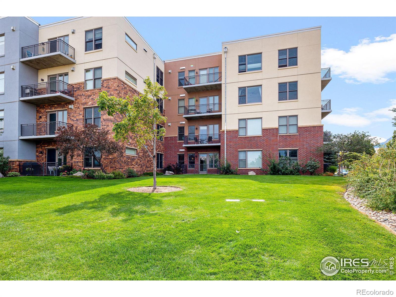 MLS Image #17 for 3401  arapahoe avenue,boulder, Colorado