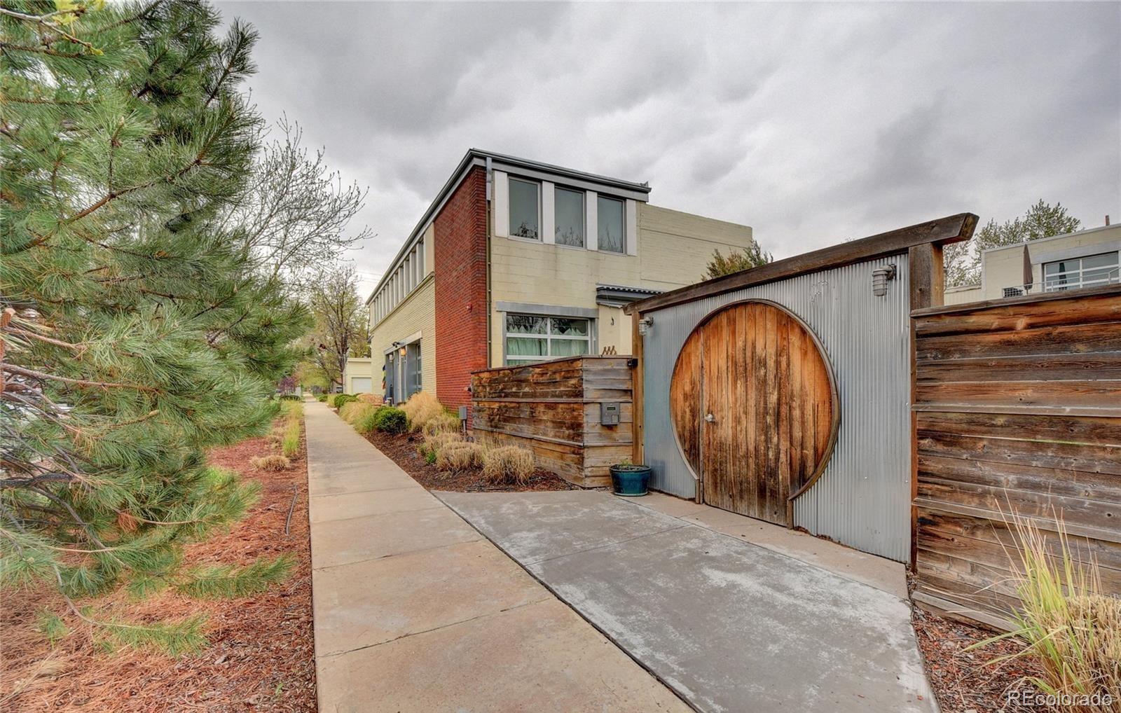 MLS Image #18 for 1421 n oneida street,denver, Colorado