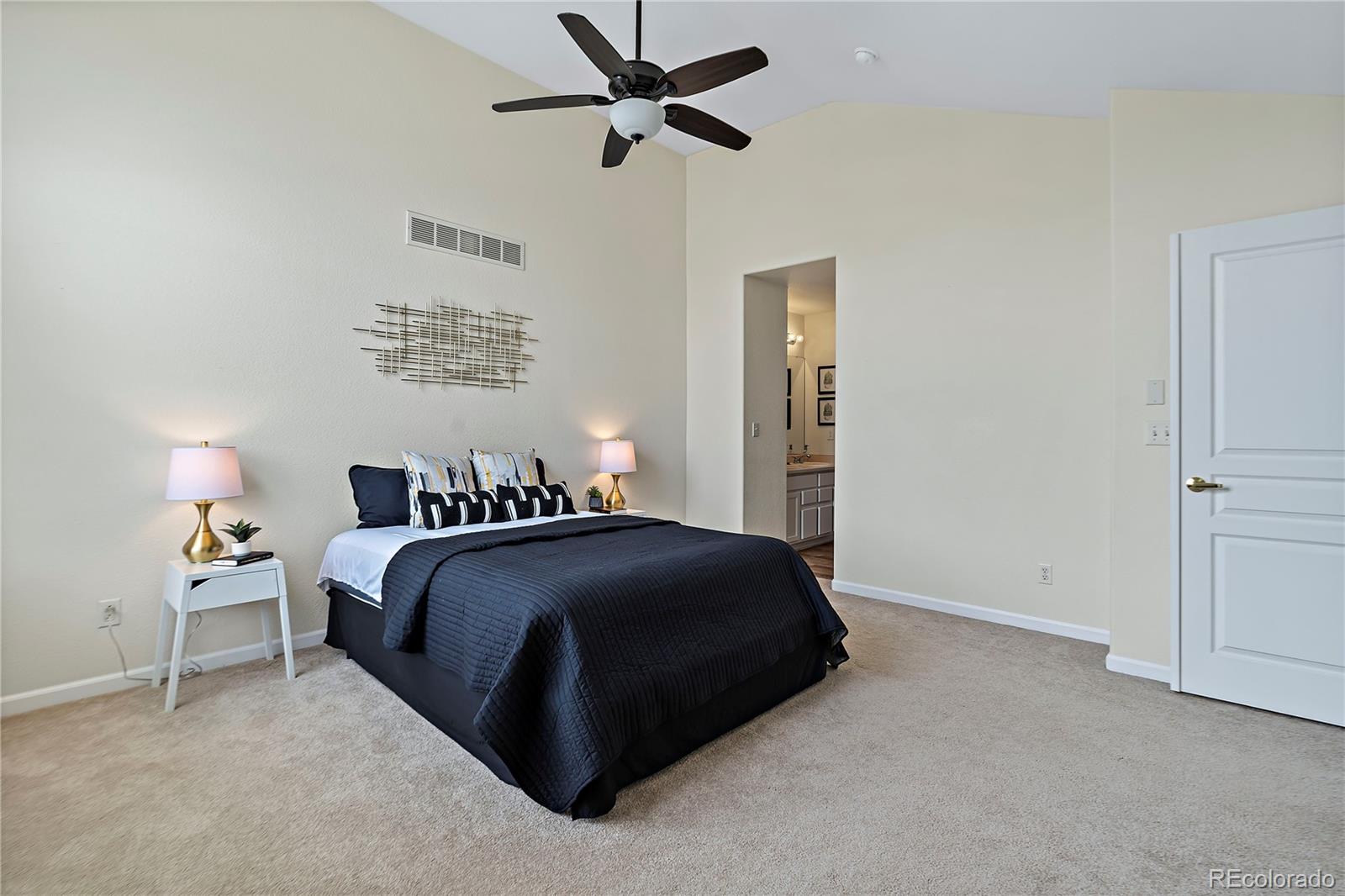 MLS Image #18 for 16981 e warren place,aurora, Colorado