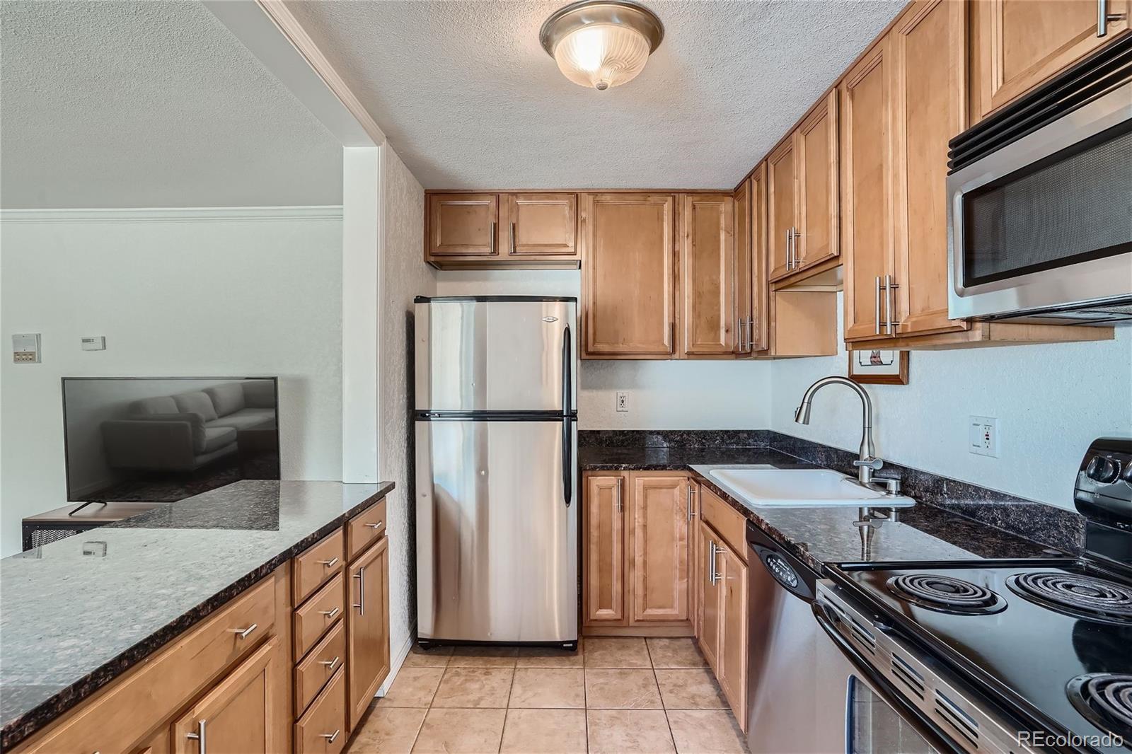 MLS Image #7 for 1151 n marion street,denver, Colorado