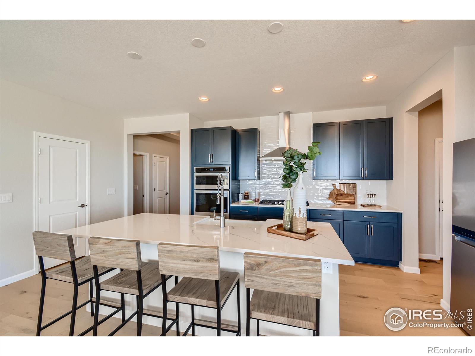 MLS Image #7 for 2996  south flat circle,longmont, Colorado