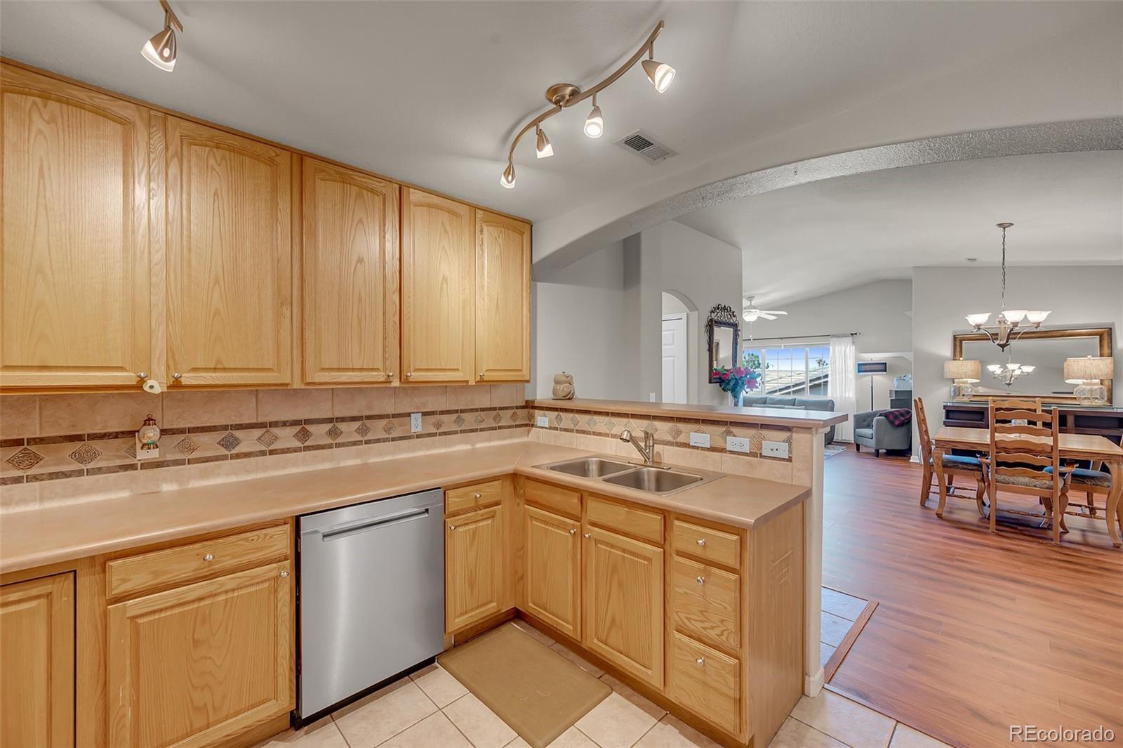 MLS Image #8 for 7131 s wenatchee way,aurora, Colorado