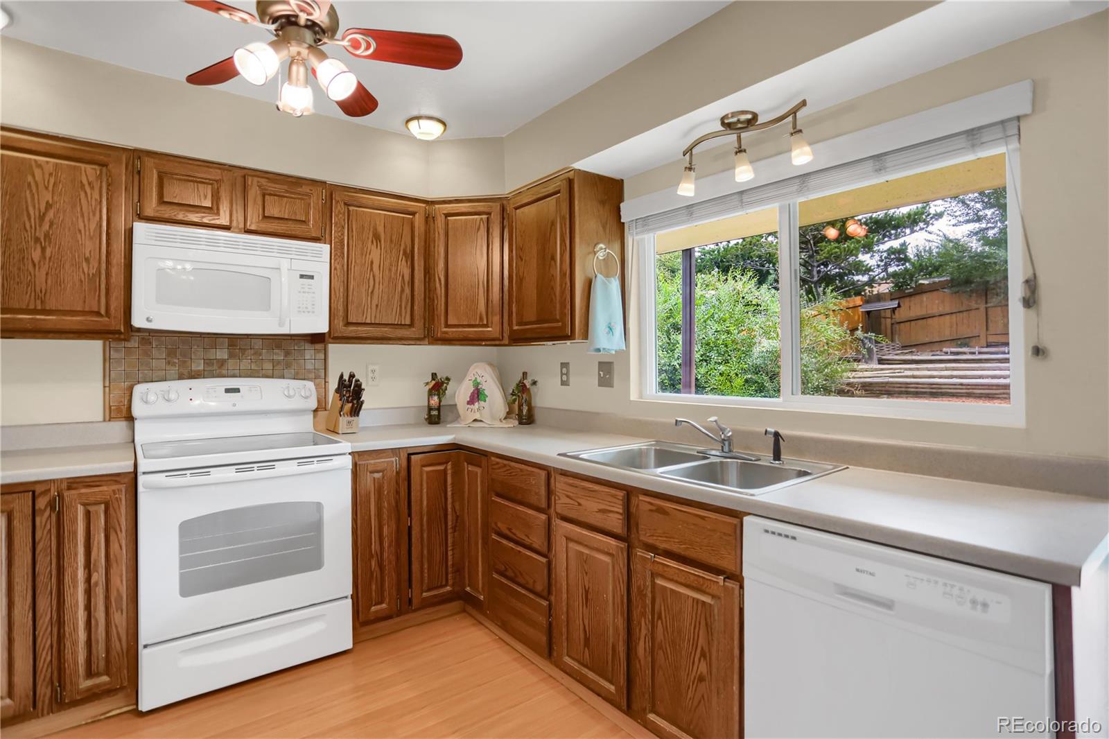 MLS Image #11 for 3129  breckenridge drive,colorado springs, Colorado