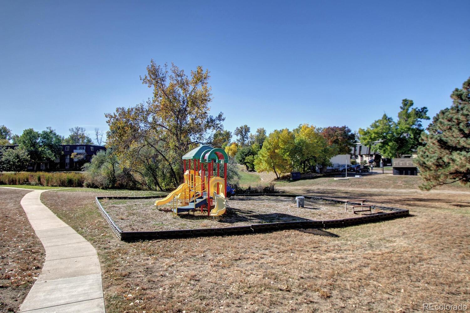 MLS Image #22 for 50 e highline circle,centennial, Colorado