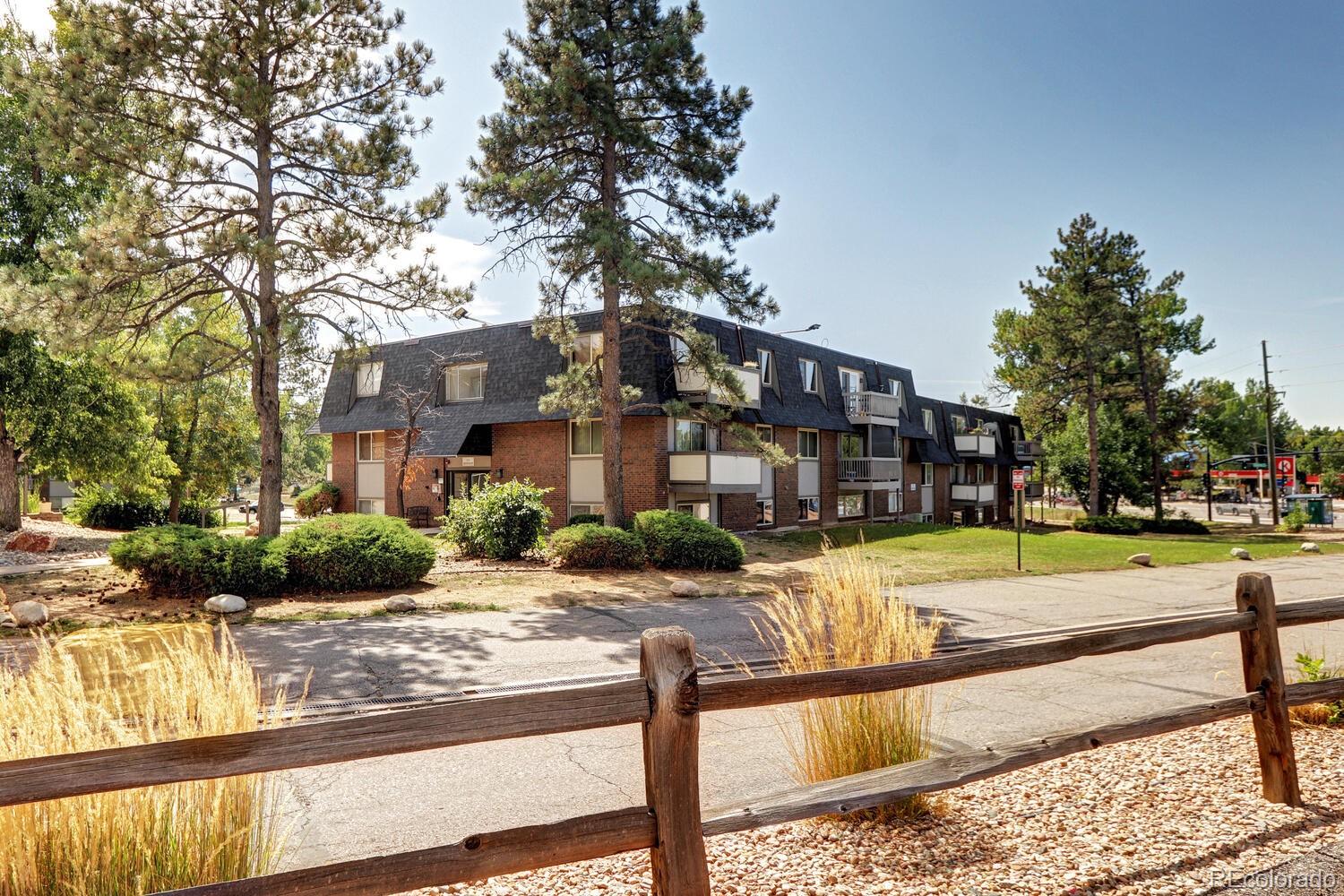 MLS Image #29 for 50 e highline circle,centennial, Colorado