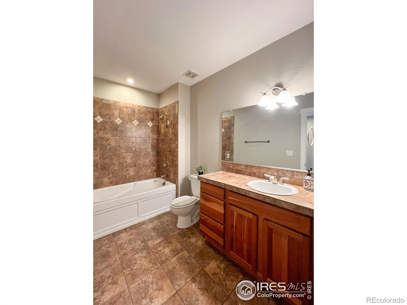 MLS Image #19 for 2104  82nd avenue,greeley, Colorado