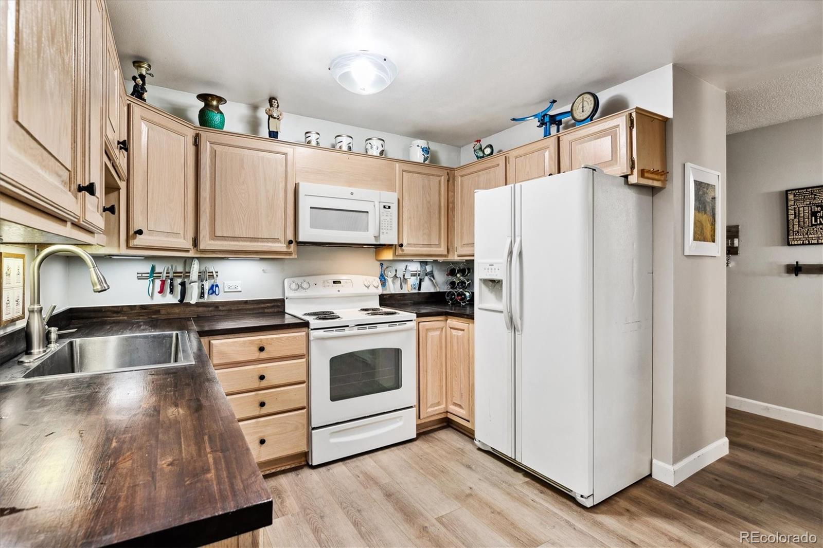 MLS Image #3 for 675 s alton way 7a,denver, Colorado