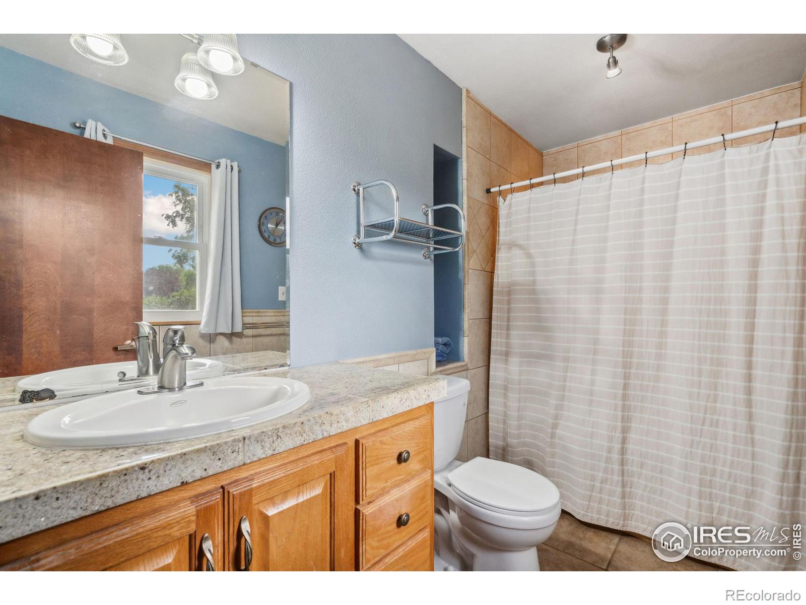 MLS Image #22 for 2009  harmony drive,fort collins, Colorado