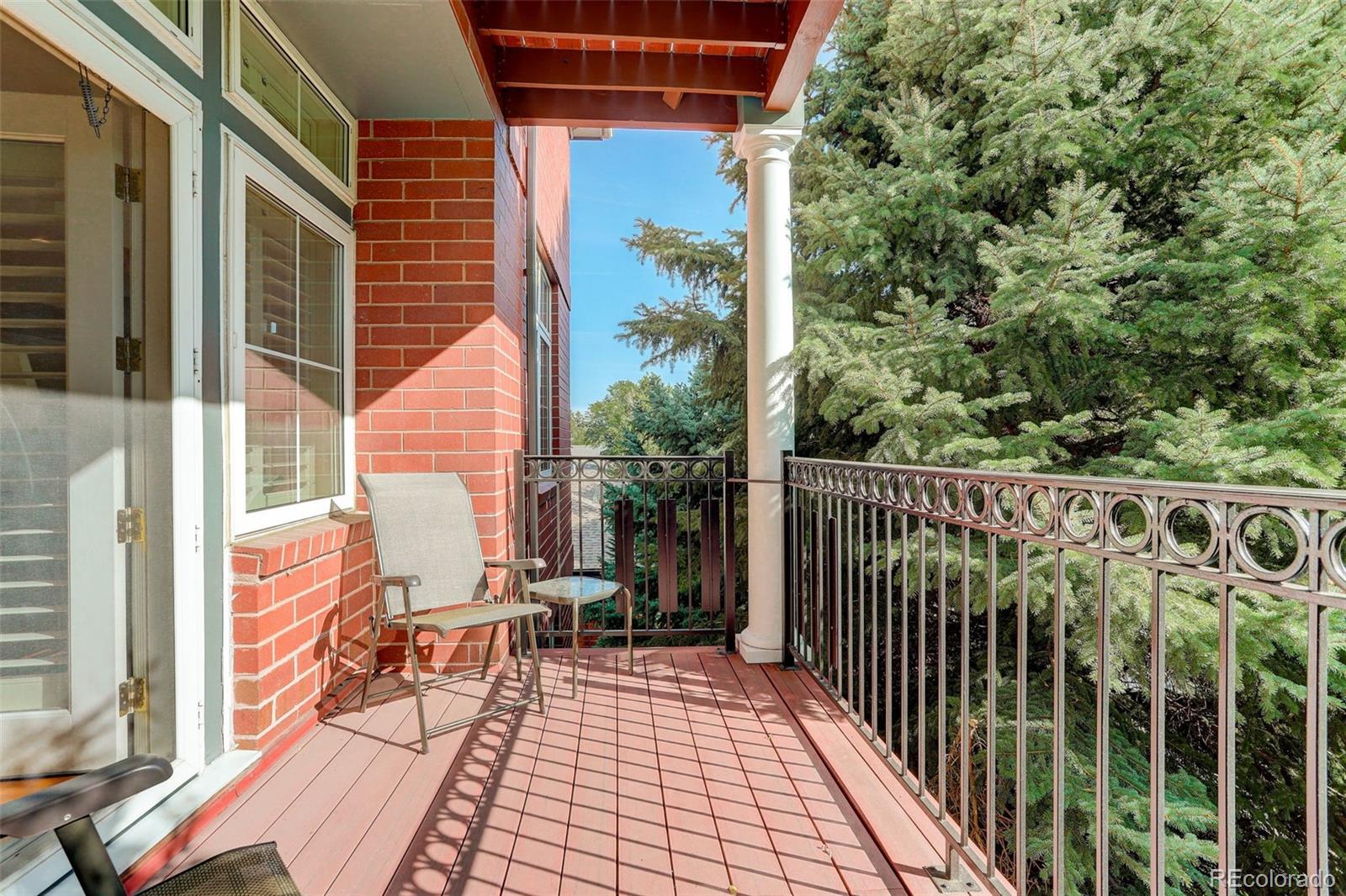 MLS Image #11 for 300  hudson street 202,denver, Colorado