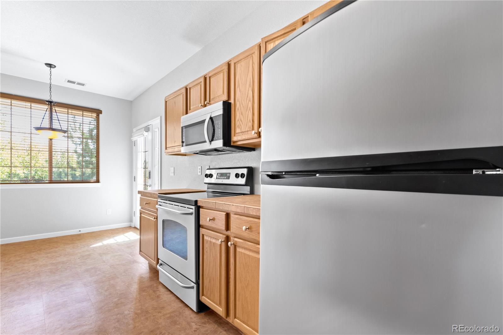 MLS Image #9 for 22580 e ontario drive,aurora, Colorado