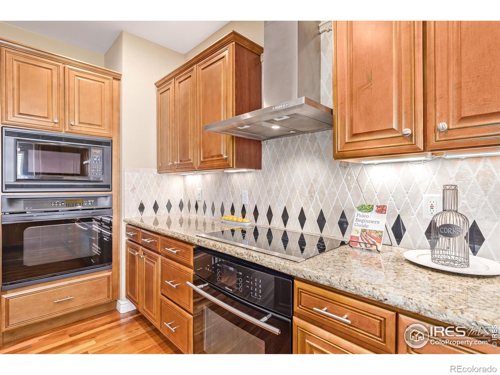 MLS Image #14 for 5810  granite way,castle rock, Colorado