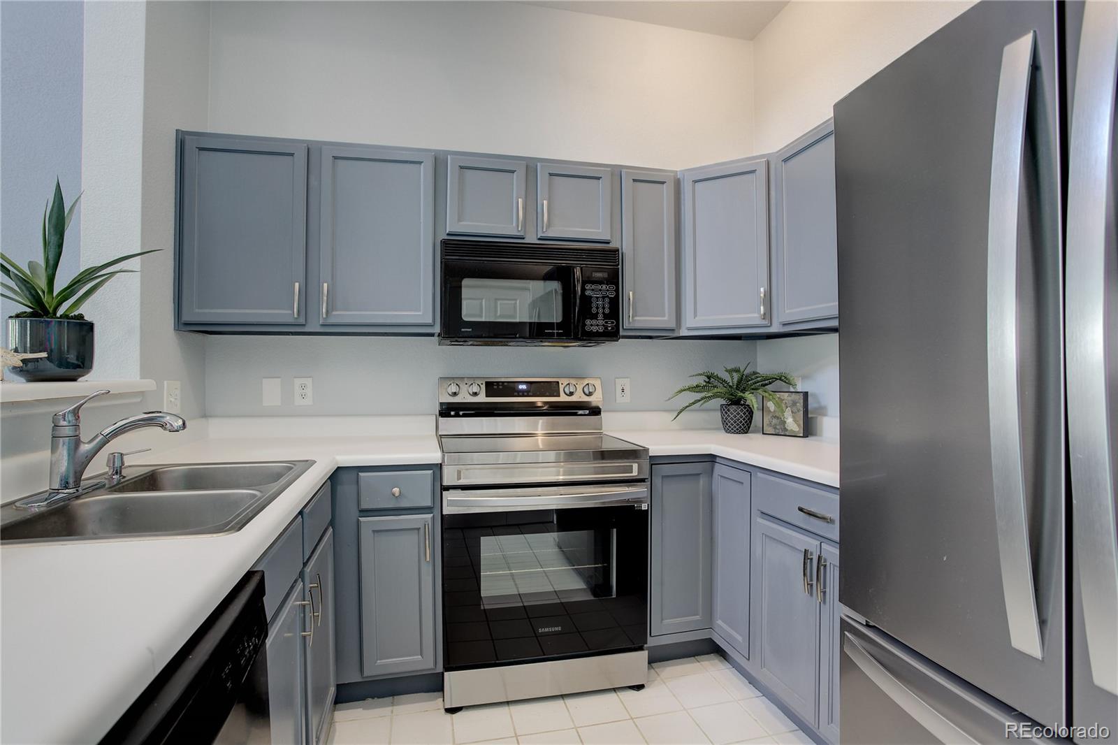 MLS Image #19 for 8707 e florida avenue 806,denver, Colorado