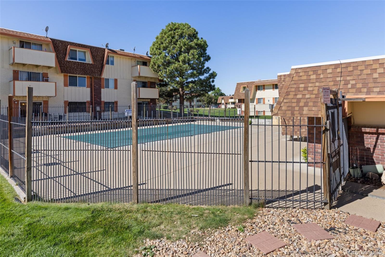 MLS Image #16 for 10211  ura lane,thornton, Colorado