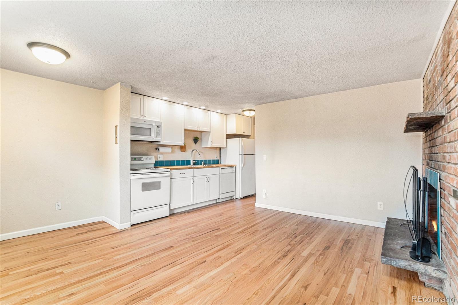 MLS Image #5 for 155 s pennsylvania street,denver, Colorado