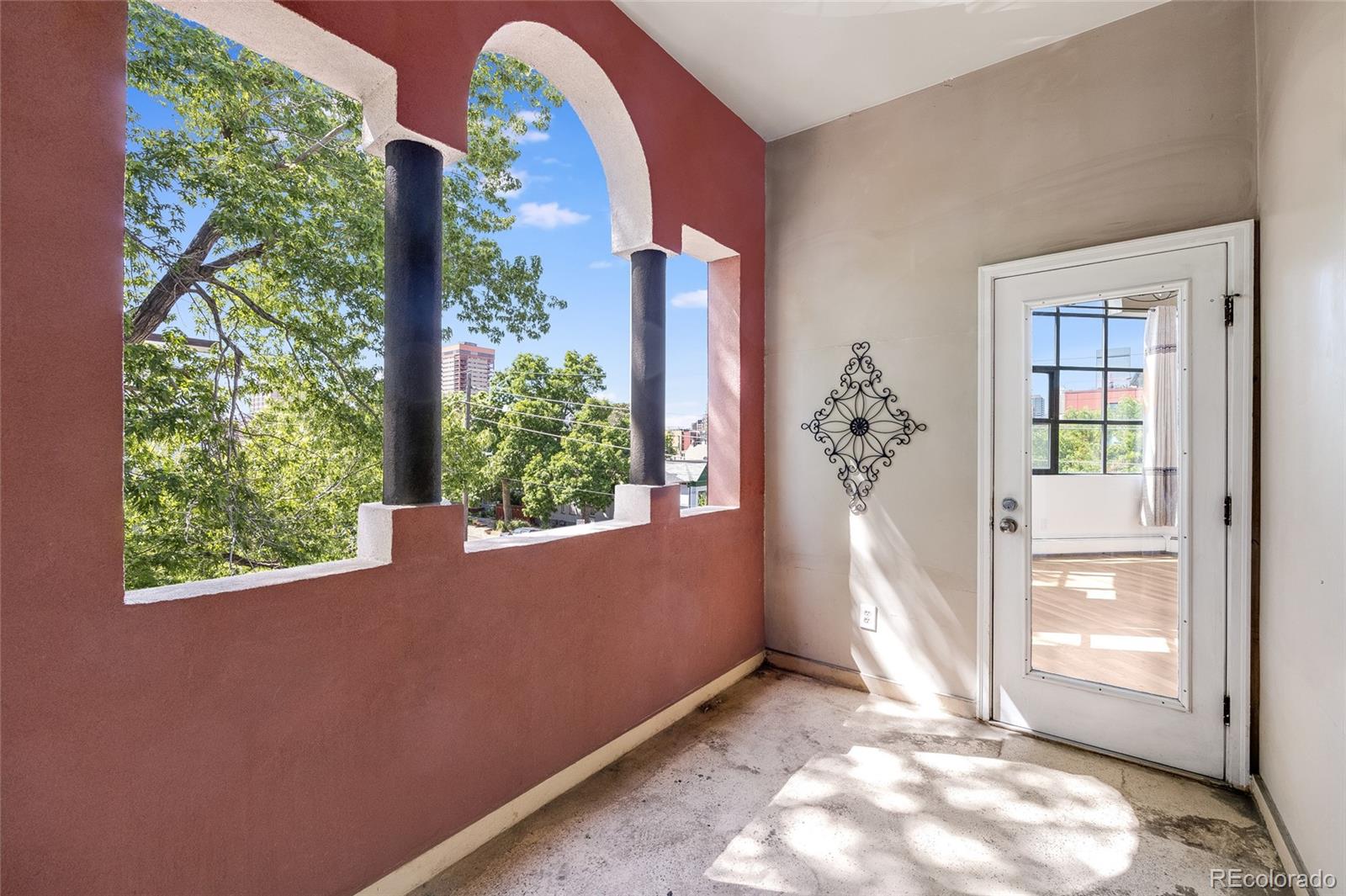 MLS Image #28 for 2401  glenarm place 303,denver, Colorado