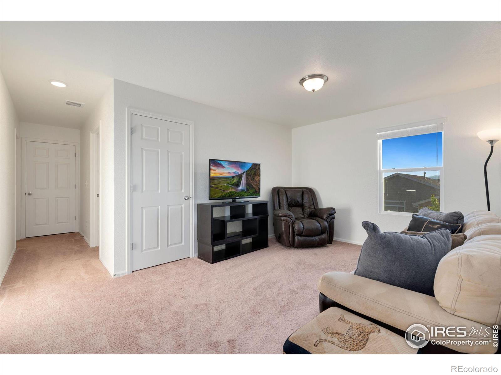 MLS Image #12 for 537  2nd street,severance, Colorado