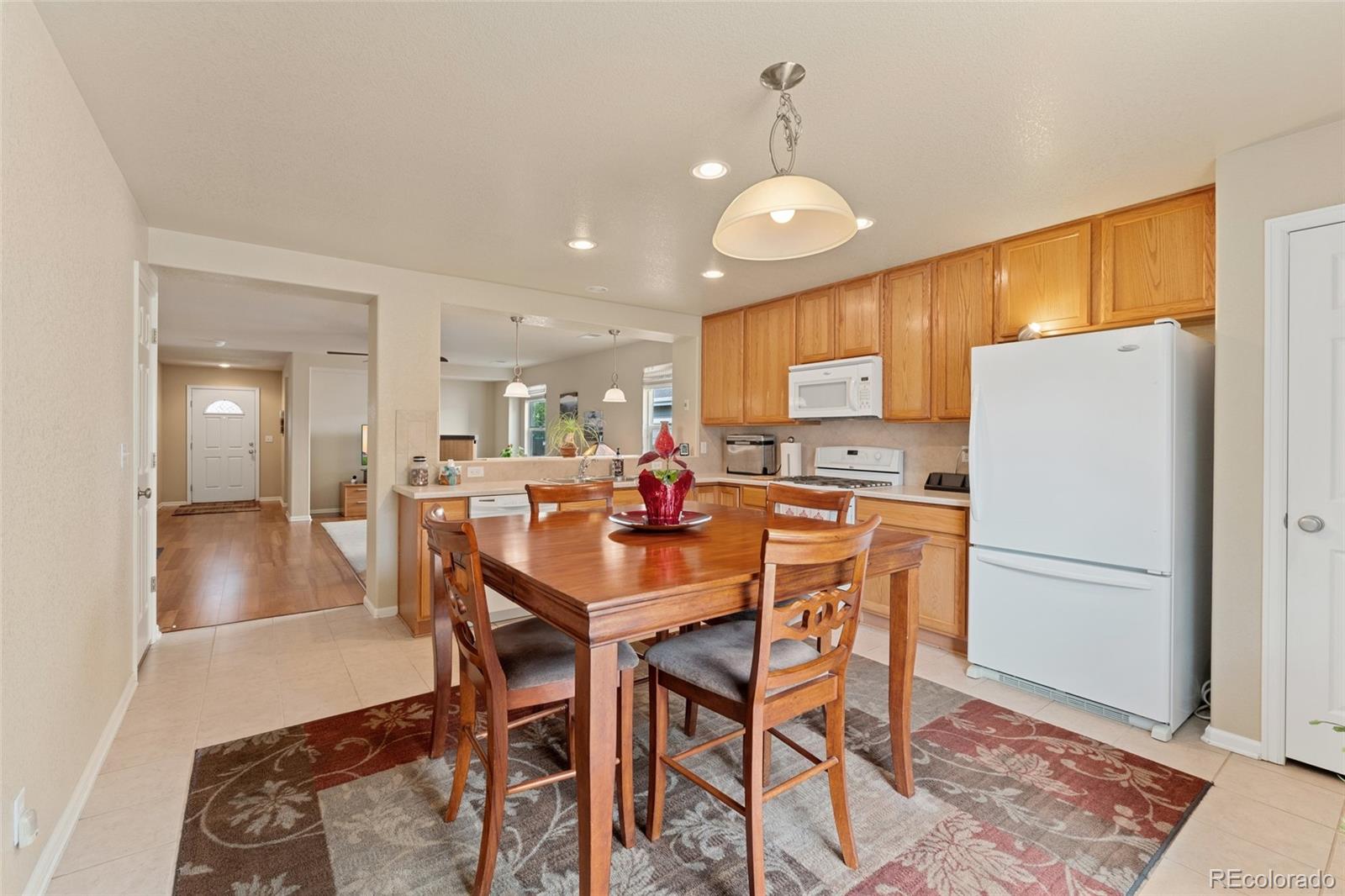 MLS Image #8 for 5526  lewiston street,denver, Colorado