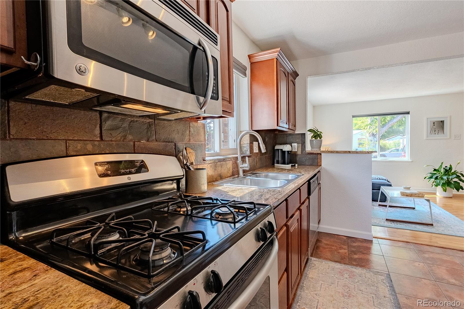 MLS Image #15 for 428  tennyson street,denver, Colorado