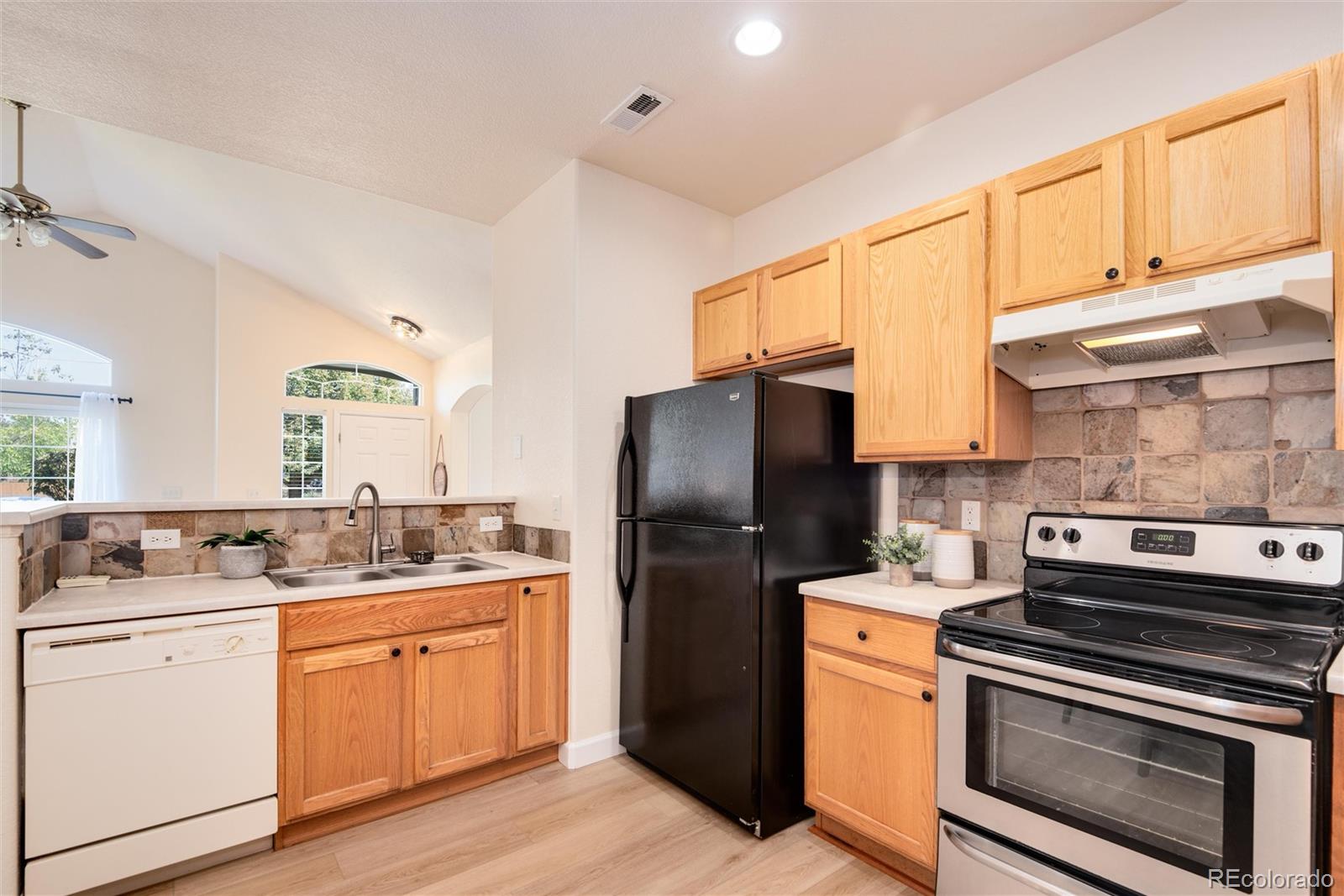 MLS Image #16 for 14400  albrook drive 60,denver, Colorado