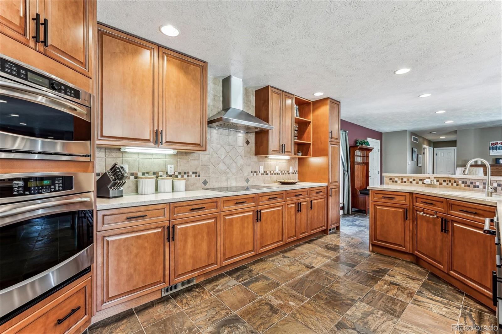 MLS Image #11 for 5608  orion circle,golden, Colorado