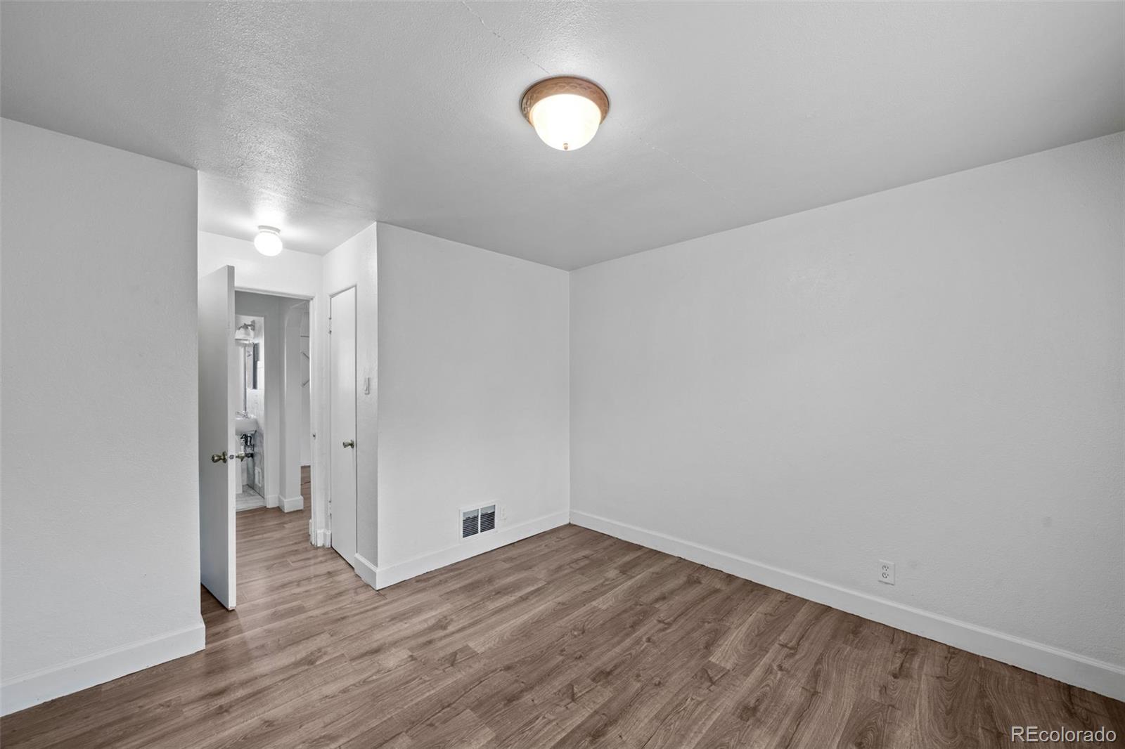 MLS Image #8 for 107  hooker street,denver, Colorado