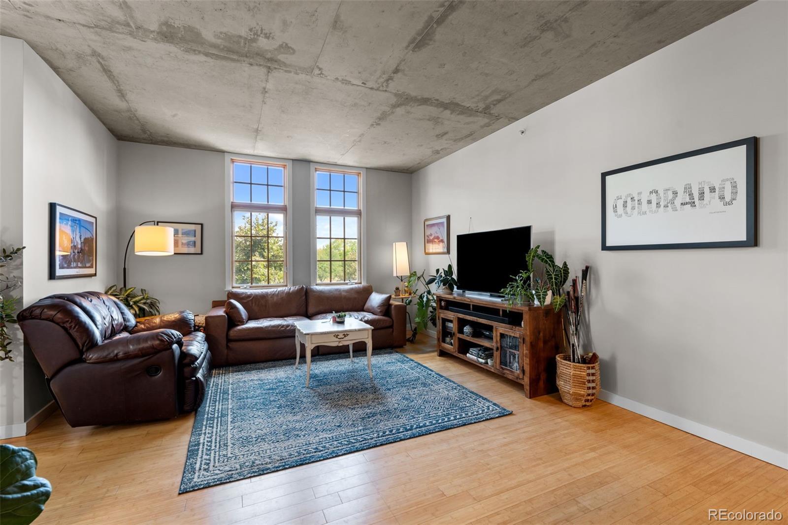 MLS Image #10 for 275 s harrison street,denver, Colorado