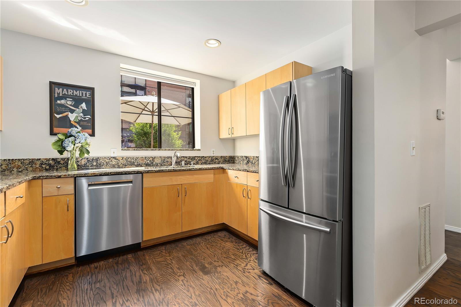 MLS Image #10 for 930  acoma street 108,denver, Colorado