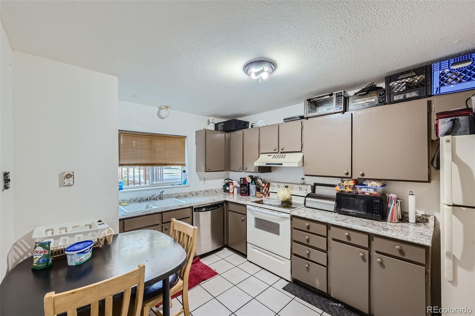 MLS Image #3 for 2241  dexter drive,longmont, Colorado