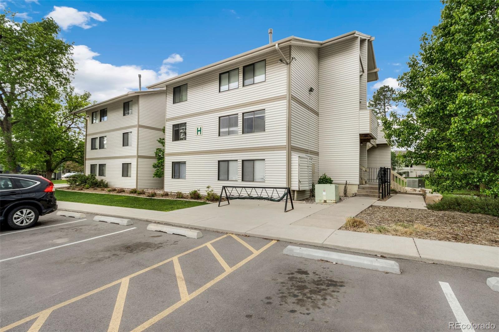 MLS Image #0 for 1705  heatheridge road,fort collins, Colorado