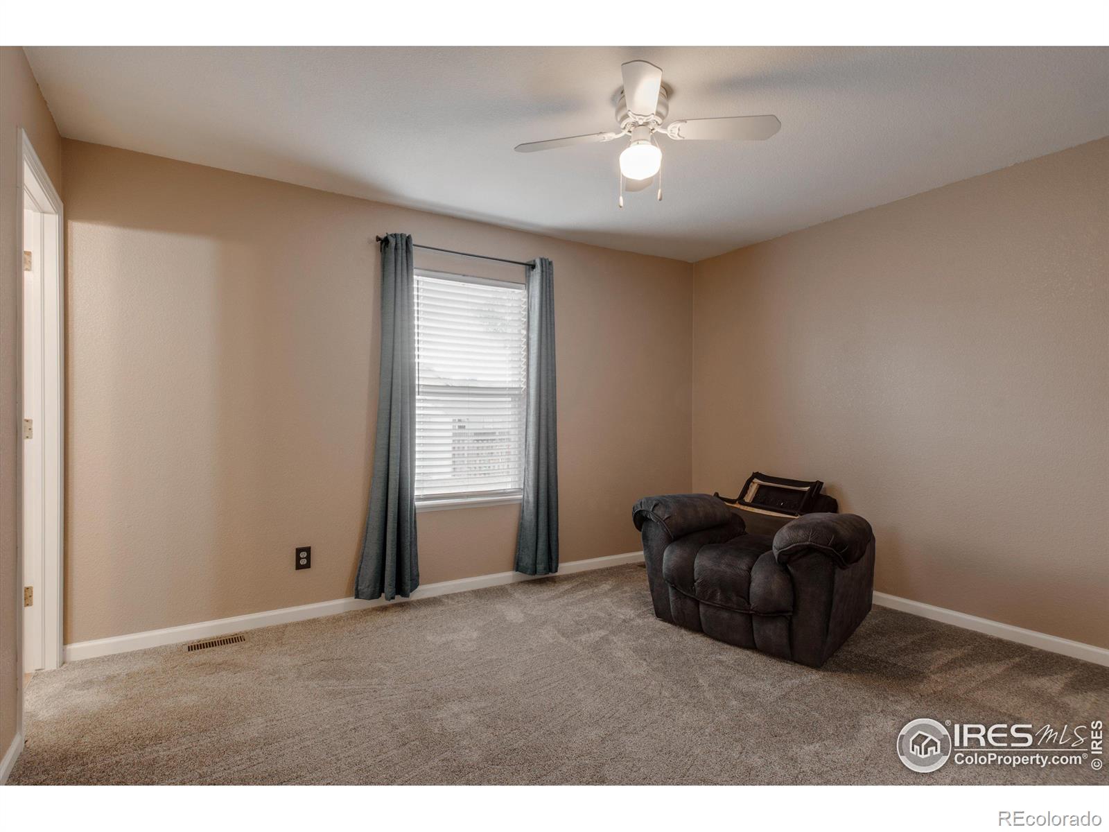 MLS Image #12 for 3007  swallow court,evans, Colorado