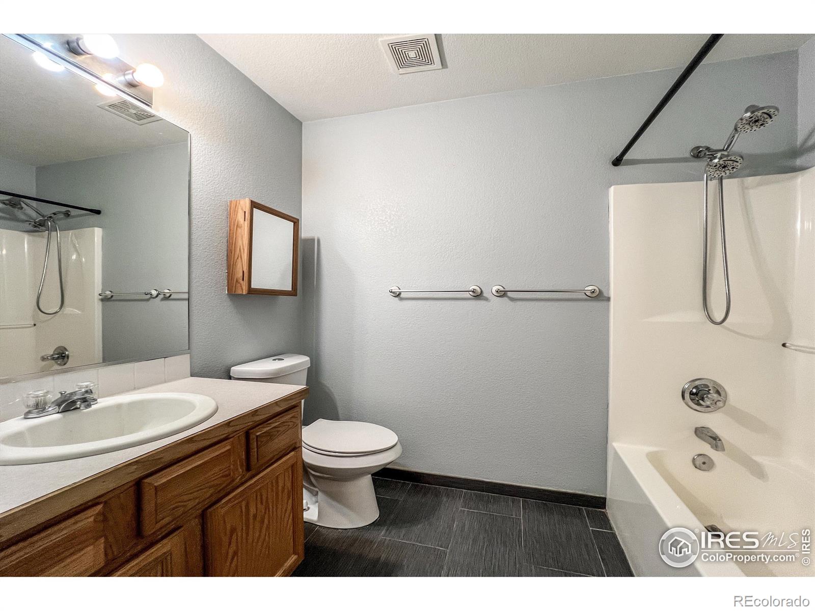 MLS Image #17 for 3007  swallow court,evans, Colorado