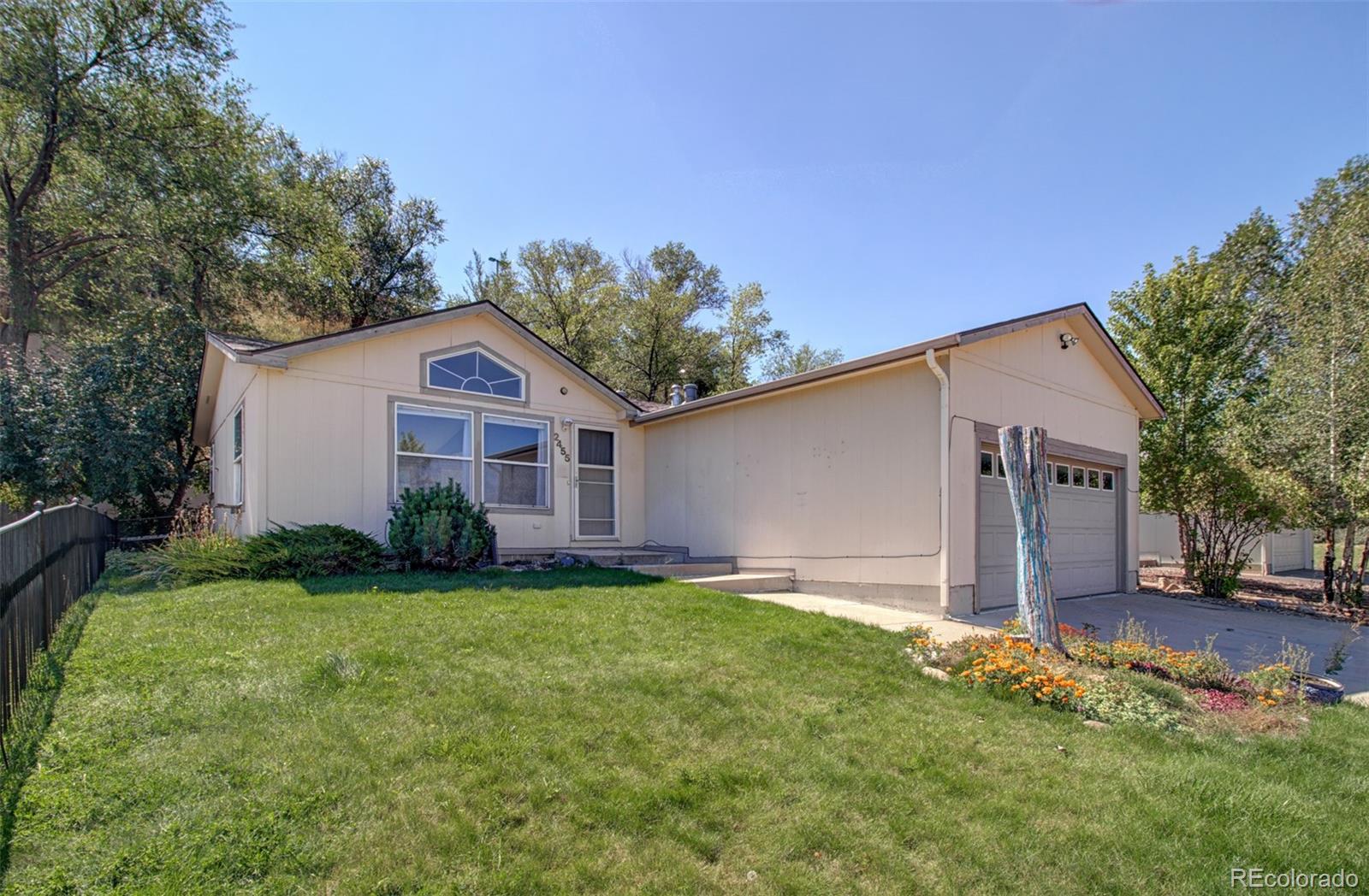 MLS Image #2 for 2455  wheaton drive,colorado springs, Colorado