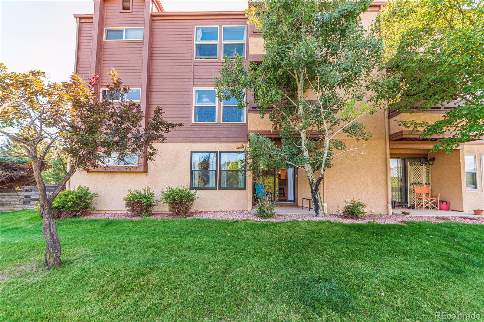 MLS Image #25 for 128 w rockrimmon boulevard,colorado springs, Colorado