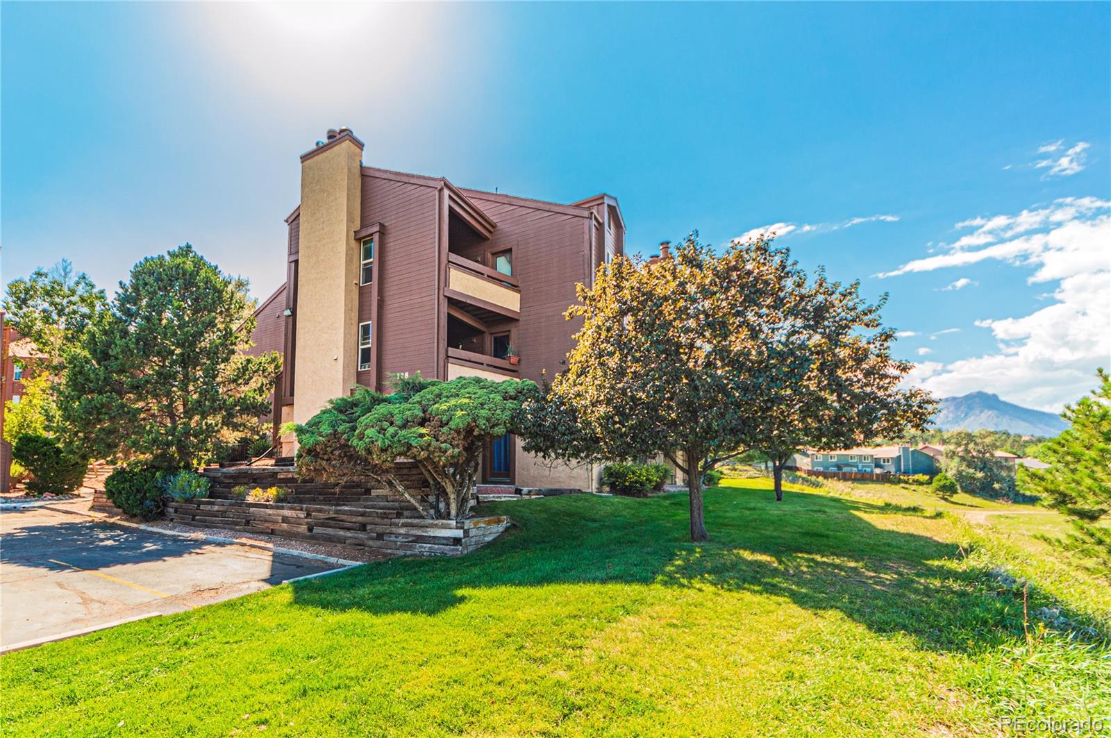 MLS Image #37 for 128 w rockrimmon boulevard,colorado springs, Colorado