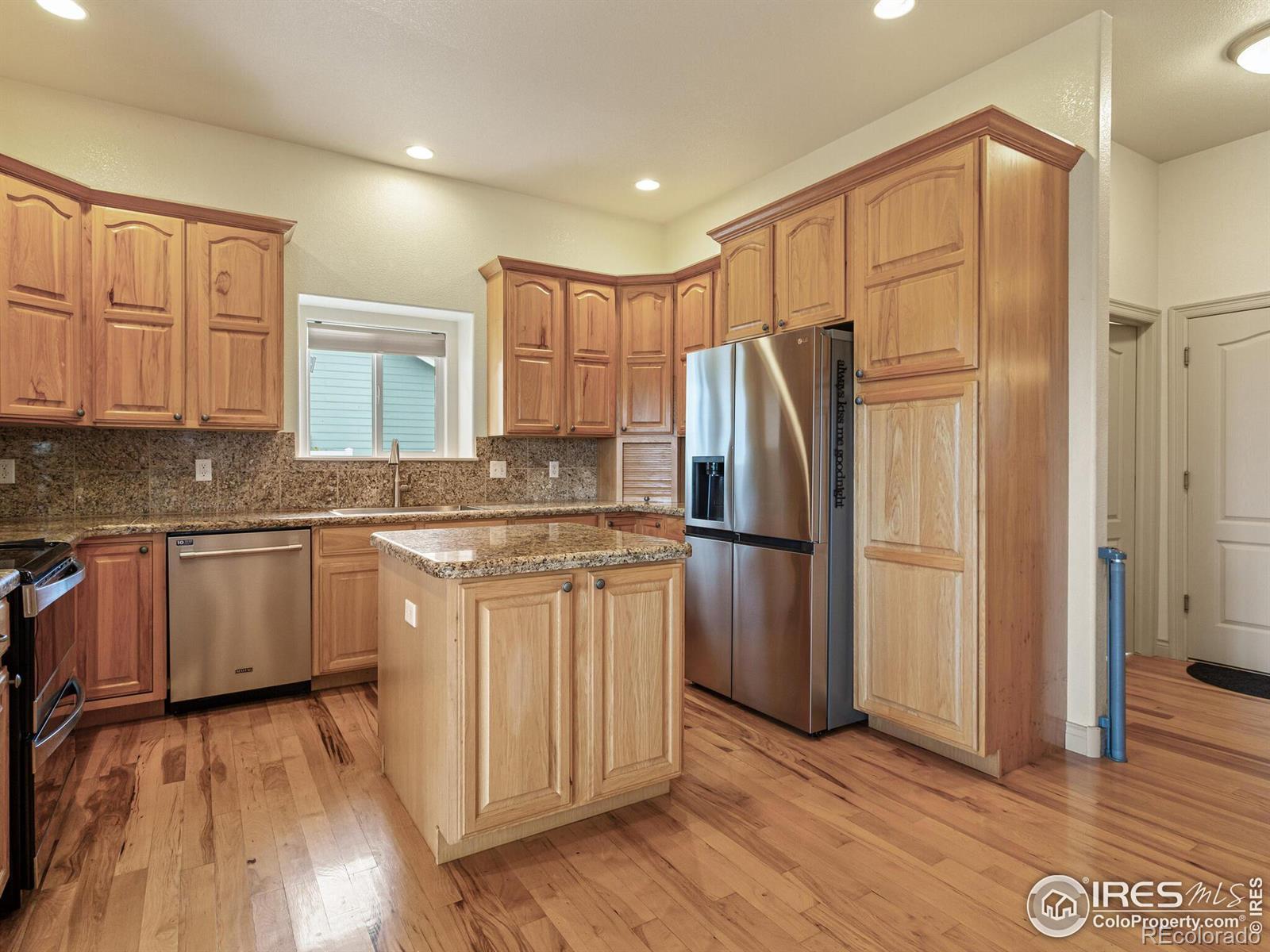 MLS Image #10 for 400  estate drive,johnstown, Colorado