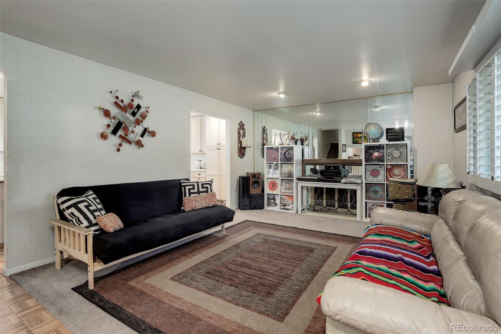 MLS Image #5 for 2616 s leyden street,denver, Colorado