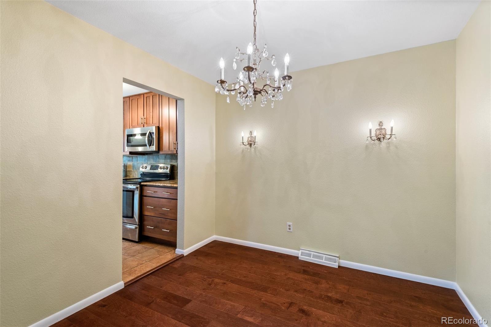 MLS Image #10 for 141 s upham court,lakewood, Colorado