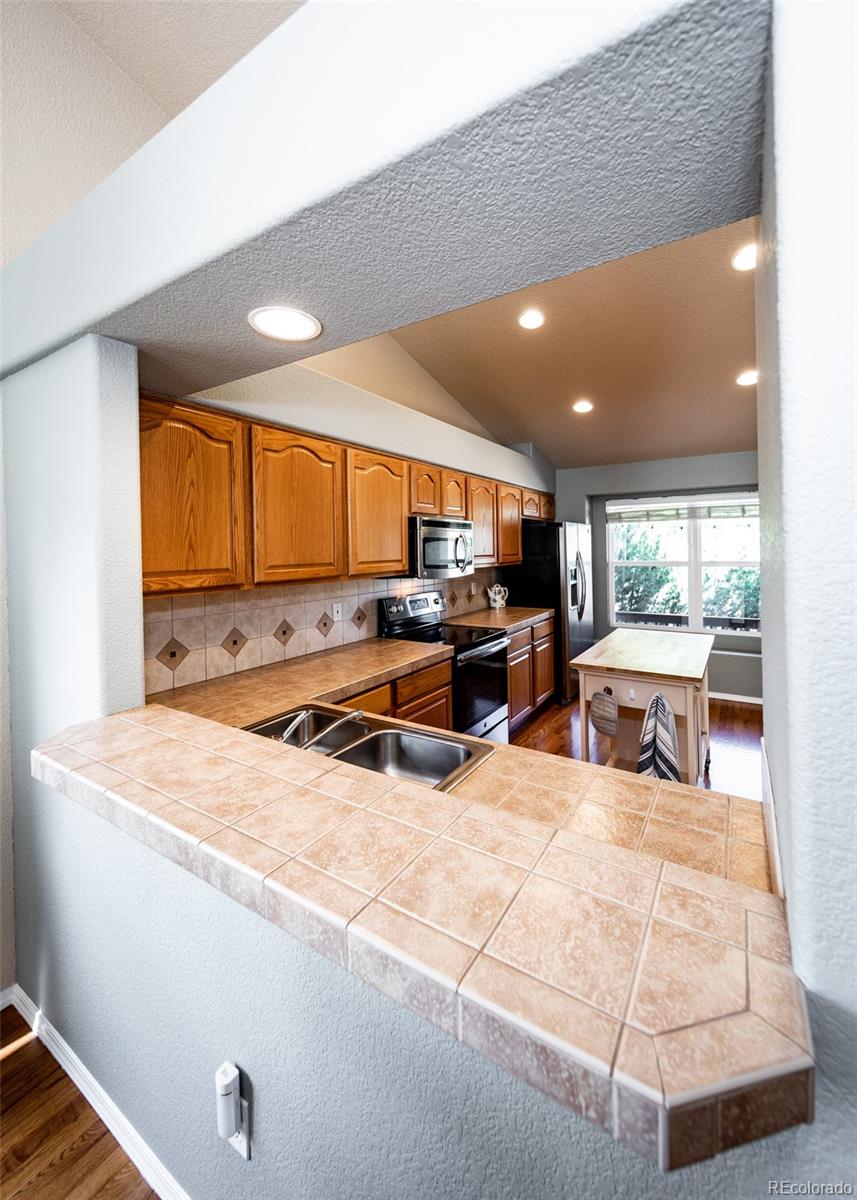 MLS Image #11 for 9553  newport plum court,colorado springs, Colorado