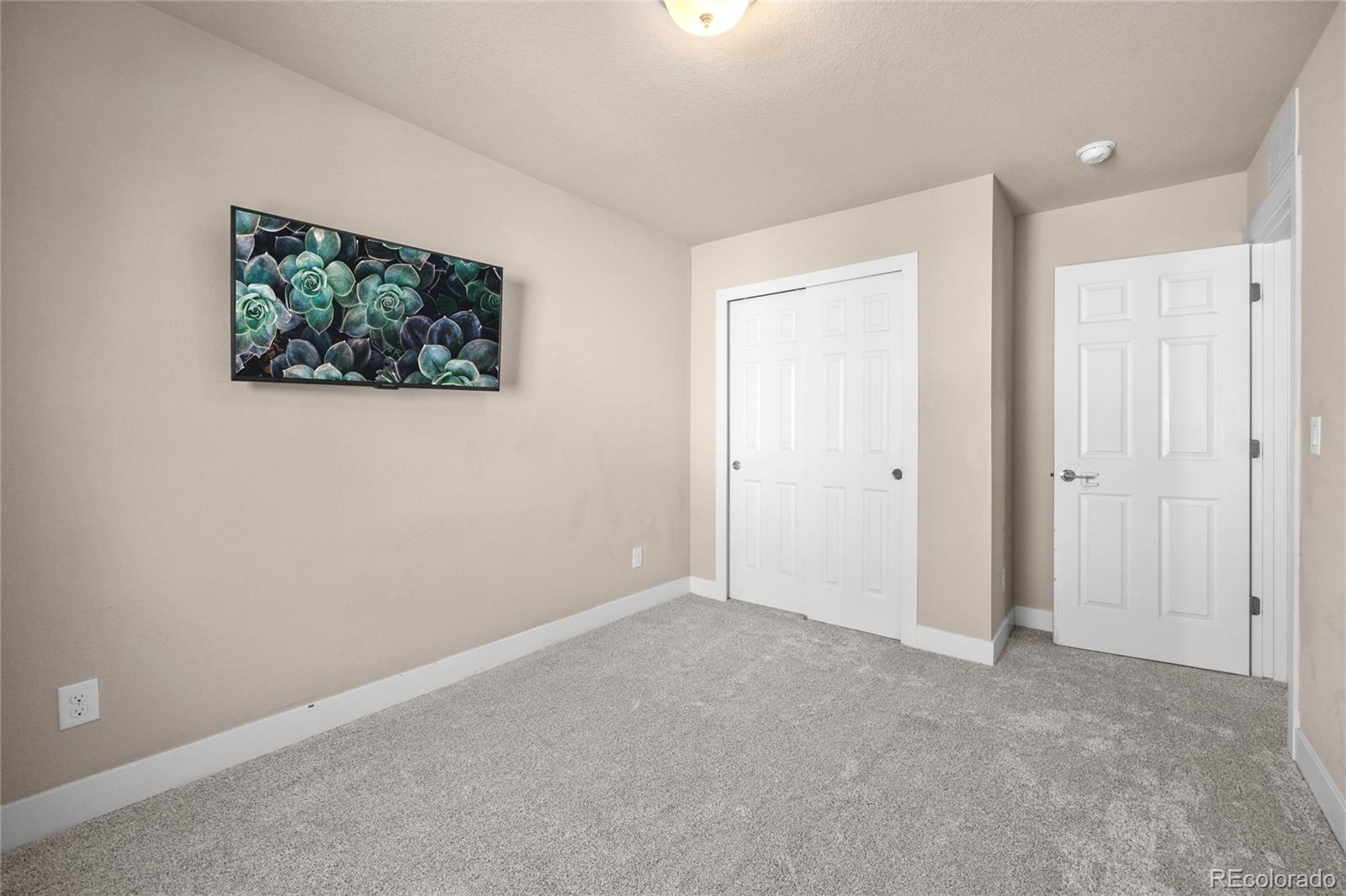 MLS Image #25 for 16083 e 47th place,denver, Colorado