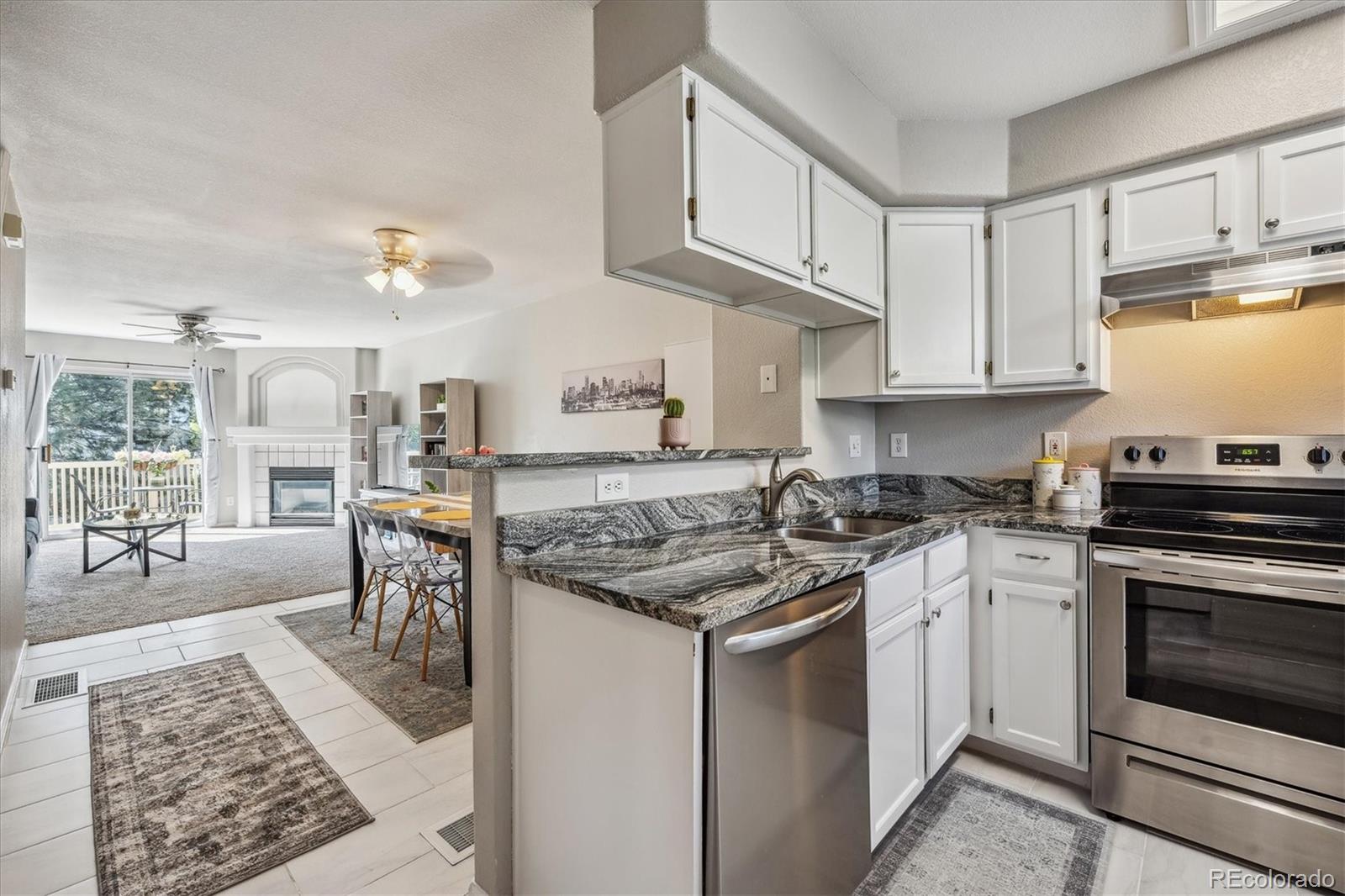 MLS Image #14 for 11841 e kepner drive ,aurora, Colorado