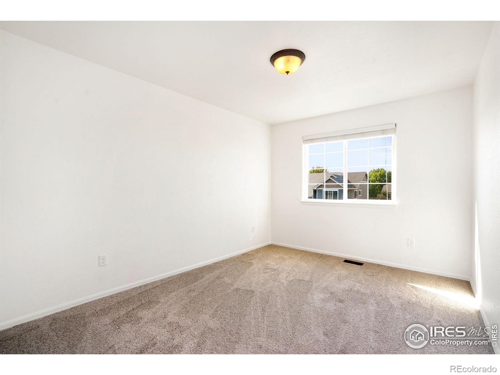 MLS Image #14 for 506  planter lane,platteville, Colorado