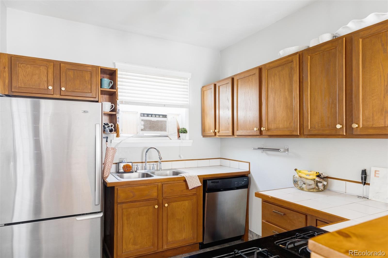 MLS Image #9 for 2739 s sherman street,englewood, Colorado