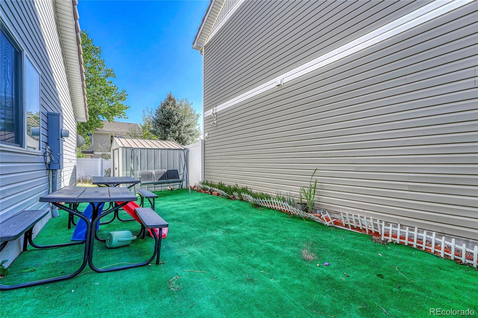 MLS Image #22 for 20516  robins drive,denver, Colorado