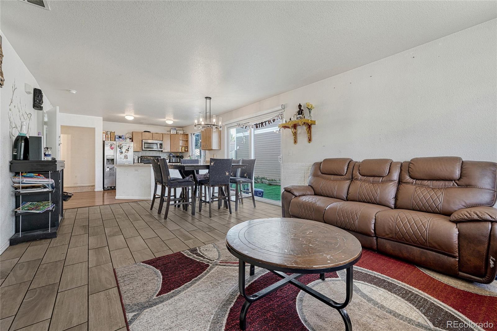 MLS Image #3 for 20516  robins drive,denver, Colorado